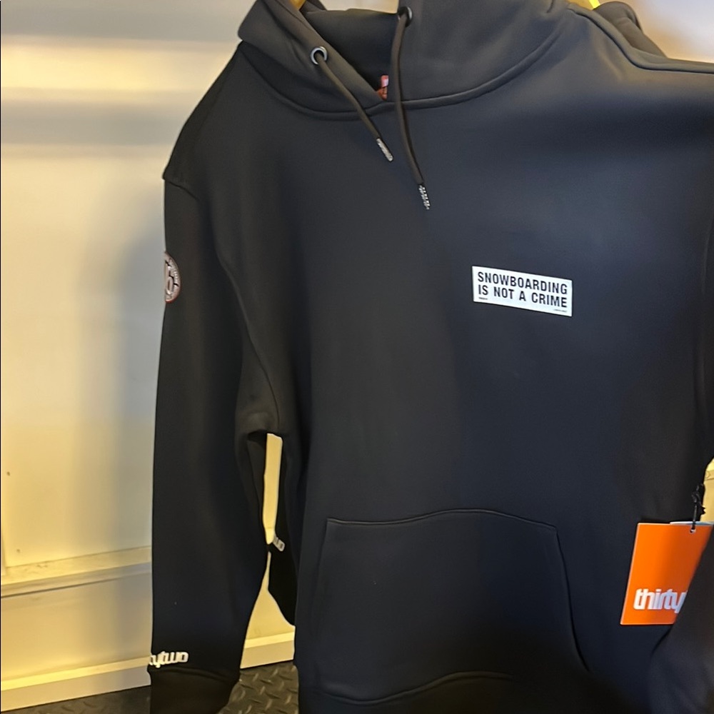 ThirtyTwo Santa Cruz Black Snowboarding Hoodie